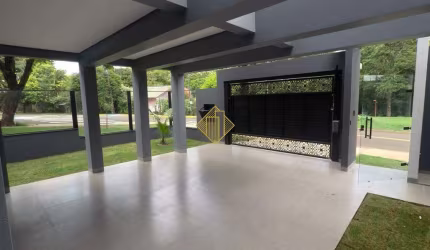 Sobrado à venda, 2 quartos, 1 suíte, 2 vagas, Vila Industrial - Toledo/PR