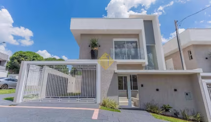 Sobrado no Bairro Cancelli com 3 suites