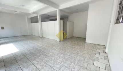 SALA COMERCIAL COM 100m² APROXIMADAMENTE NA VILA BECKER EM TOLEDO - PARANÁ