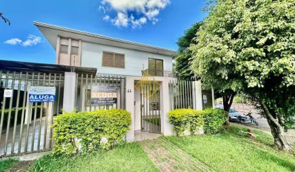 Sobrado para aluguel, 3 quartos, 2 suítes, 2 vagas, Região do Lago - Cascavel/PR