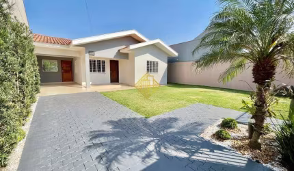CASA COM 1 SUÍTE E DOIS QUARTOS PARA VENDA NO JARDIM GISELA EM TOLEDO - PARANÁ