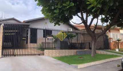 Casa a venda no Universitário