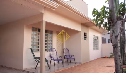 Casa à venda, 3 quartos, 1 suíte, 2 vagas, Jardim Porto Alegre - Toledo/PR