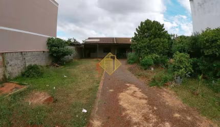 Casa à venda, 2 quartos, 2 vagas, Jardim Coopagro - Toledo/PR