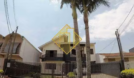 Sobrado à venda, 2 quartos, 2 suítes, 6 vagas, Coqueiral - Cascavel/PR
