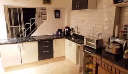 Casa com 4 quartos à venda na Rua Odila Figueiredo Nicolau, Montanhão, São Bernardo do Campo, 103 m2 por R$ 650.000