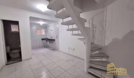 Casa com 2 dormitórios à venda por R$ 400.000,00 - Canto do Forte - Praia Grande/SP