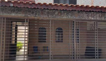Casa com 3 dormitórios à venda, 123 m² por R$ 675.000,00 - Boqueirão - Praia Grande/SP