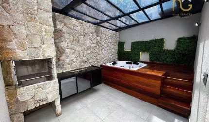 Casa com 3 dormitórios à venda, 155 m² por R$ 890.000,00 - Aviação - Praia Grande/SP