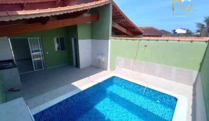 CASA NOVA COM PISCINA EM MONGAGUÁ!