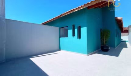 Casa nova 2 dormitórios, c/ piscina! Lado praia!