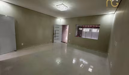Casa com 3 dormitórios à venda, 110 m² por R$ 850.000,00 - Tupi - Praia Grande/SP