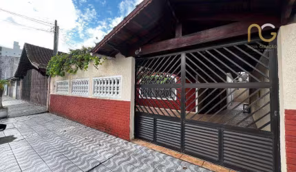 Casa com 3 dormitórios à venda, 185 m² por R$ 739.000,00 - Vila Assunção - Praia Grande/SP