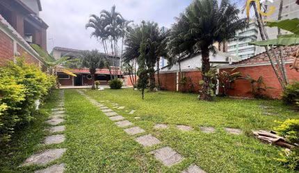 Sobrado com 3 dormitórios à venda, 110 m² por R$ 879.000,00 - Balneário Flórida - Praia Grande/SP