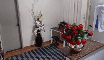 APARTAMENTO À VENDA- GUILHERMINA - PRAIA GRANDE.
