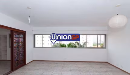 Apartamento com 3 quartos à venda na Rua Girassol, 1585, Vila Madalena, São Paulo por R$ 950.000
