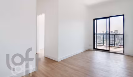 Apartamento à venda em Pinheiros com 73 m², 2 quartos, 1 suíte, 1 vaga