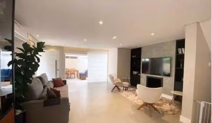 Casa em condomínio fechado com 3 quartos à venda na Rua José da Mota, 89, Vila Andrade, São Paulo por R$ 1.550.000