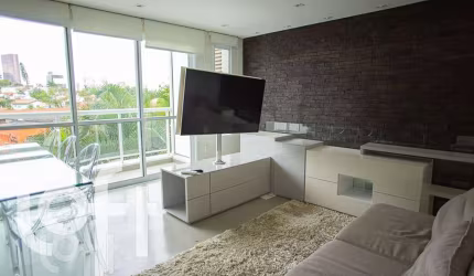 Apartamento à venda em Vila Madalena com 75 m², 1 quarto, 1 suíte, 2 vagas