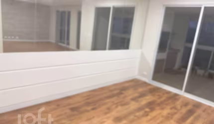 Apartamento à venda em Parque do Morumbi com 177 m², 4 quartos, 3 vagas