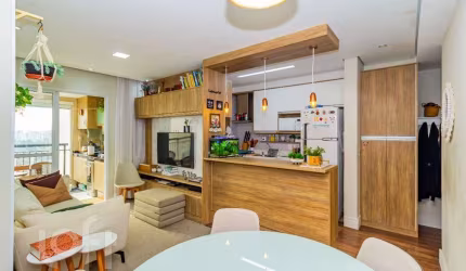Apartamento à venda em Campo Belo com 87 m², 3 quartos, 2 vagas
