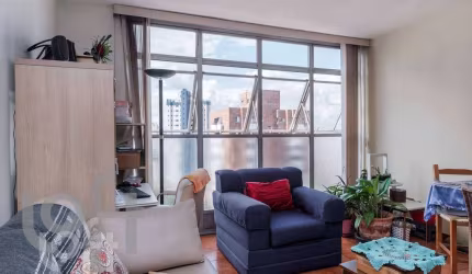 Apartamento à venda em Aclimação com 60 m², 2 quartos, 1 vaga