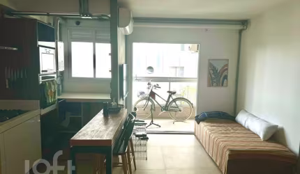 Apartamento à venda em Cambuci com 72 m², 1 quarto, 2 vagas