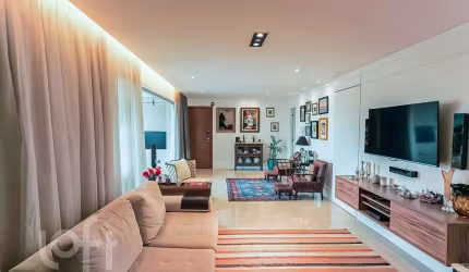 Apartamento à venda em Santo Amaro com 138 m², 3 quartos, 3 suítes, 3 vagas
