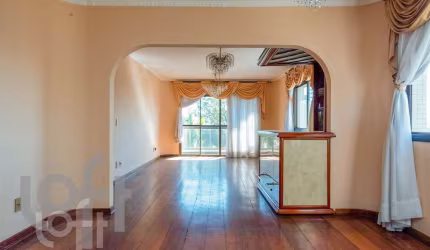 Apartamento à venda em Ipiranga com 220 m², 4 quartos, 2 suítes, 3 vagas