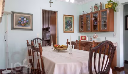 Apartamento à venda em Saúde com 105 m², 3 quartos, 1 suíte, 2 vagas