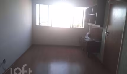 Apartamento à venda em Lapa com 85 m², 2 quartos, 2 vagas