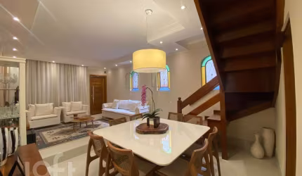 Apartamento à venda em Vila Ipojuca com 219 m², 4 quartos, 2 vagas