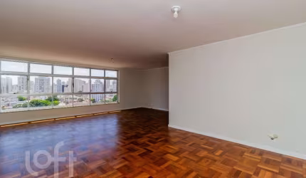 Apartamento à venda em Lapa com 200 m², 3 quartos, 2 vagas