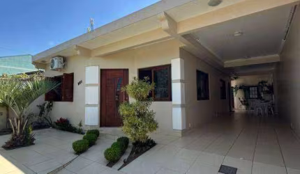 Excelente casa com 2 dormitórios à venda, 115 m² por R$ 470.000 - Parque da Matriz - Cachoeirinha/RS