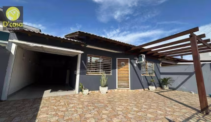 Excelente casa com 3 dormitórios à venda, 69 m² por R$ 580.000 - Parque da Matriz - Cachoeirinha/RS