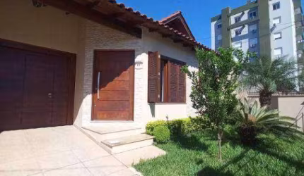 Excelente casa com 3 dormitórios à venda, 148 m² por R$ 1.400.000 - Vila Mauá - Cachoeirinha/RS