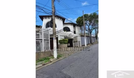 CASA 4 DORMS -1 SUÍTE - 4 WC - OPORTUNIDADE !!!