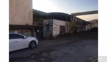 GALPÃO COM 5.100m²  NA PENHA !!!