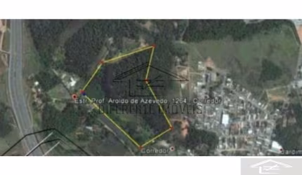 ARE96 - Área de 85.900m?2 - pouco aclive, passa navalha