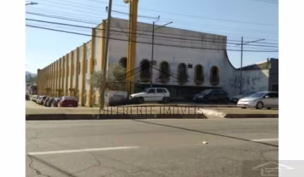 GALPÃO  PARA LOCAÇÃO COM 4800m²  EM MOGI  OPORTUNIDADE