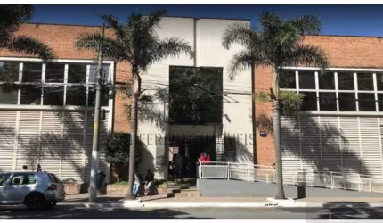 Prédio Comercial 4.600m²  Bom Retiro