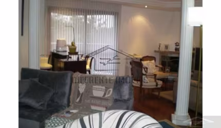 AP249 - Apartamento 243m2 - 3 Suítes - 3 Vagas - Ótima Localização