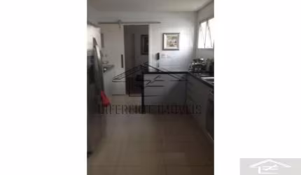 AP255 - Apartamento 340m2 - 4 Dorms - 3 Suíte - 4 Vagas - Excelente Localização
