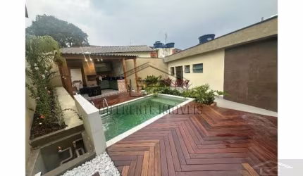 Casa Acabamento Alto Padrão 4 Dormitorios com Piscina