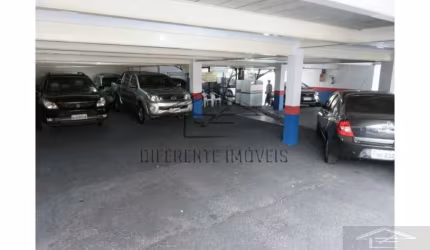 Prédio Comercial de 5 andares - República