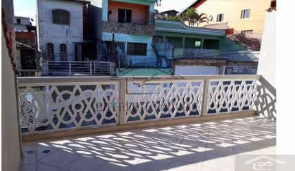 SOBRADO 4 DORMITÓRIOS - 1 SUÍTE - 2 VAGAS - 190m² OPORTUNIDADE !!