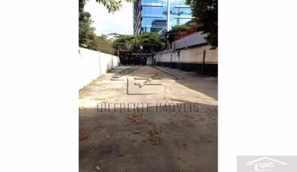 TERRENO NA VILA OLÍMPIA - SÃO PAULO, PARA VENDA OU LOCAÇÃO COM 425m2
