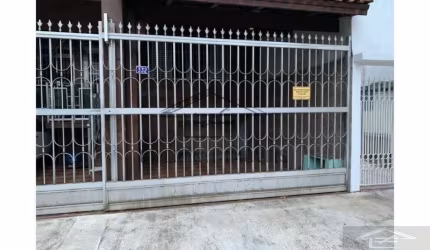 Casa para venda com 5 casa no quintal  na Vila Rica !