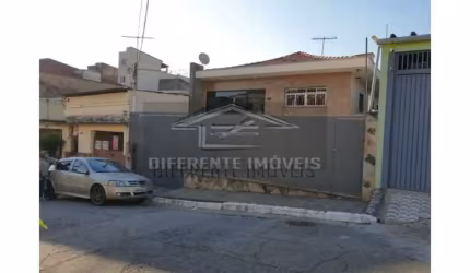 Casa com 4 Quartos e 3 banheiros à Venda, 250 m² VL Formosa