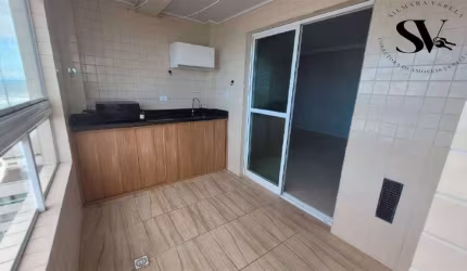 ALUGO APARTAMENTO Á 30 METROS DA PRAIA, VISTA PARA O MAR, 01 DORMITÓRIO, GARAGEM, PISCINA, ACADEMIA, SALÃO DE FESTAS E PORTARIA 24 HORAS.